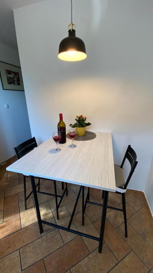 Apartma Nomad Novo Mesto Bagian luar foto